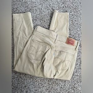 Levi’s 311 Shaping Skinny Capri